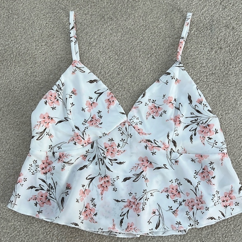 FLORAL, flowy, cropped tank